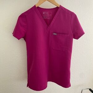 FIGS Catarina One-Pocket scrub top - raspberry sorbet